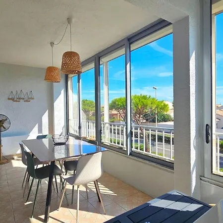 Standing - A 5mn - Calme Apartment
